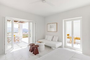TWWO Antiparos