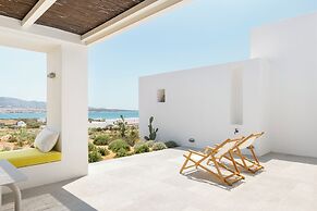 TWWO Antiparos