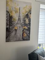130m2 New House 2024 - 3 Bedrooms - Free Fast Wifi - Free off Street P