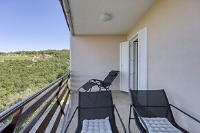 Neda Apartment In Krasno Among Vineyards