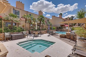 Golf Views & Pool Access: Central Scottsdale Condo