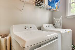 2 Mi to Dtwn: Family-friendly Atlanta Retreat!