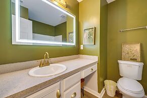 2 Mi to Dtwn: Family-friendly Atlanta Retreat!