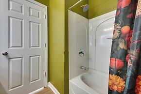 2 Mi to Dtwn: Family-friendly Atlanta Retreat!