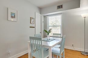 < 1 Mi to Las Olas Boulevard: Cozy Retreat w/ Yard