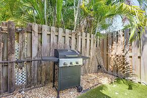 < 1 Mi to Las Olas Boulevard: Cozy Retreat w/ Yard