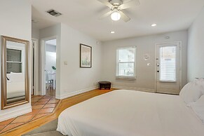 < 1 Mi to Las Olas Boulevard: Cozy Retreat w/ Yard