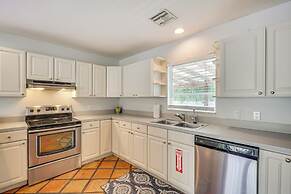 < 1 Mi to Las Olas Boulevard: Cozy Retreat w/ Yard