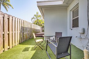< 1 Mi to Las Olas Boulevard: Cozy Retreat w/ Yard