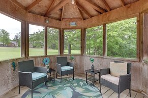 Holiday Island Family Home on 13th Green!