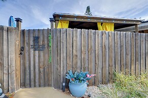 6 Mi to Siesta Beach: Outdoor Oasis w/ Hot Tub