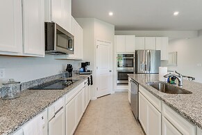 18 Mi to Disney: Clermont Home w/ Yard