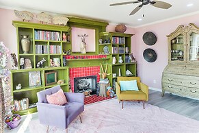 Island Vibes: Home w/ Fire Pit in Murfreesboro!