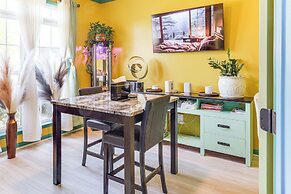 Island Vibes: Home w/ Fire Pit in Murfreesboro!