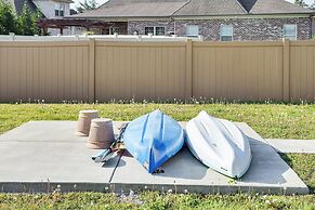 Island Vibes: Home w/ Fire Pit in Murfreesboro!