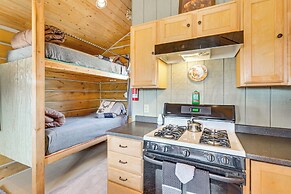 Sunset & Mtn Views: Rustic Colorado Retreat!