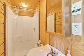 Sunset & Mtn Views: Rustic Colorado Retreat!