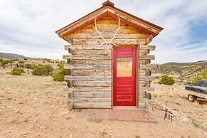 Sunset & Mtn Views: Rustic Colorado Retreat!
