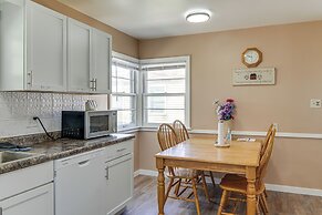 Family Home By Theme Park & Waterloo Arts District