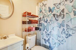 Mtn-view Eureka Apartment: Walk to Eateries!