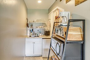 Mtn-view Eureka Apartment: Walk to Eateries!