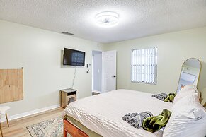 5 Mi to Lake Monroe: Chic Home w/ Saltwater Pool!