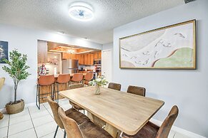 5 Mi to Lake Monroe: Chic Home w/ Saltwater Pool!