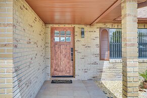 5 Mi to Lake Monroe: Chic Home w/ Saltwater Pool!