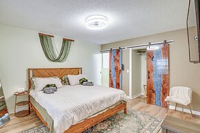 5 Mi to Lake Monroe: Chic Home w/ Saltwater Pool!