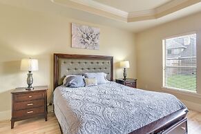 26 Mi to Houston: Spacious Home w/ Fenced Yard!