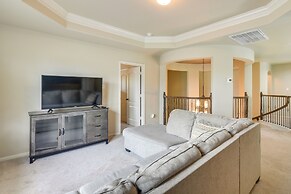 26 Mi to Houston: Spacious Home w/ Fenced Yard!