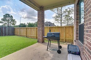 26 Mi to Houston: Spacious Home w/ Fenced Yard!