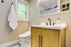 Lakefront Home w/ Private Dock in Gainesville!