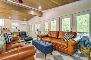 Lakefront Home w/ Private Dock in Gainesville!