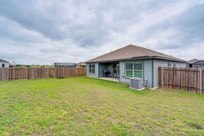 Patio & Fenced Yard: Peaceful Venus Retreat