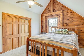 8 Mi to IU: Cabin w/ Reading Nook, Fire Pit & Yard