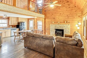 8 Mi to IU: Cabin w/ Reading Nook, Fire Pit & Yard