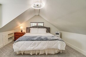 Hike, Fish & Golf: Cabin w/ Fireplace in Pinetop!