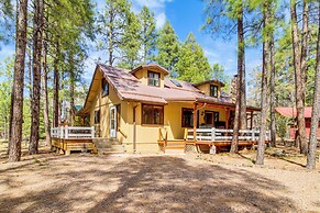 Hike, Fish & Golf: Cabin w/ Fireplace in Pinetop!