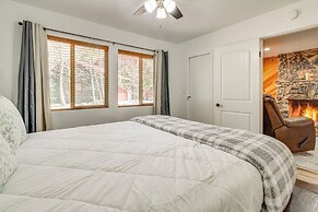 Hike, Fish & Golf: Cabin w/ Fireplace in Pinetop!