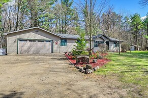 Furnished Deck w/ Forested Views: Manawa Home!