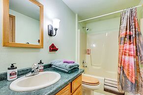 Furnished Deck w/ Forested Views: Manawa Home!
