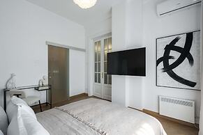 Stunning 3BR Apartment in Bucharest