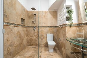 Stunning 3BR Apartment in Bucharest