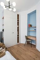 Gorgeous & Bright 2BR Condos - Steps From Old Town