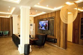 Abram Hills Hotel Ltd