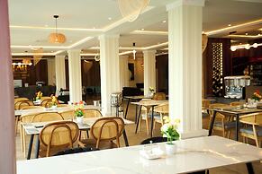 Abram Hills Hotel Ltd