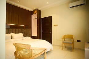 Abram Hills Hotel Ltd