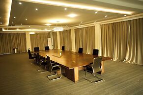 Abram Hills Hotel Ltd