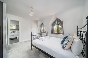 JOIVY Modern and elegant 2-bedrooms apt